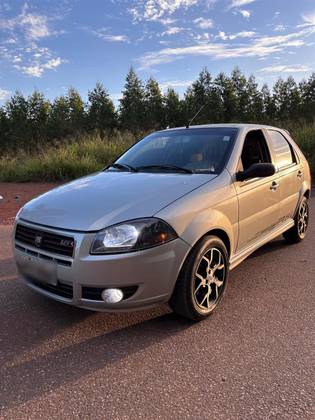 FIAT PALIO 1.8 MPI R 8V FLEX 4P MANUAL FIAT PALIO 1.8 MPI R 8V FLEX 4P MANUAL